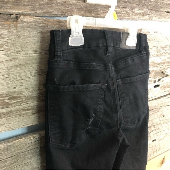 AEROPOSTALE Size 2 Black Distressed High Rise Curvy Jeggings - Picture 5 of 5